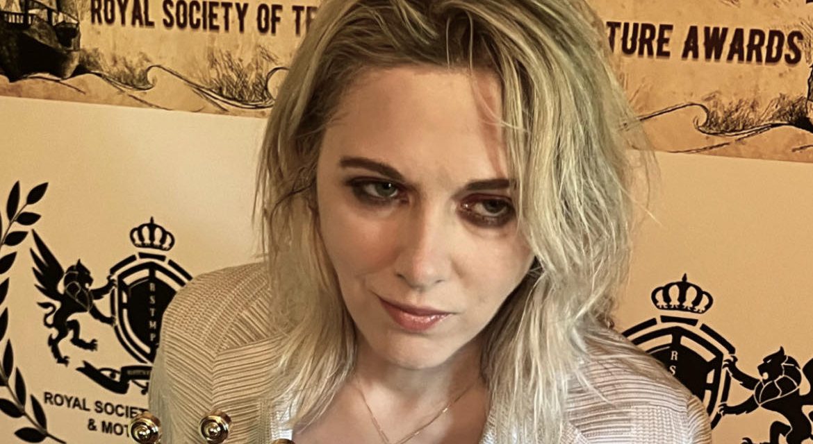 SAMANTHA CASELLA PREMIATA CON LA CROWN OF HONOR